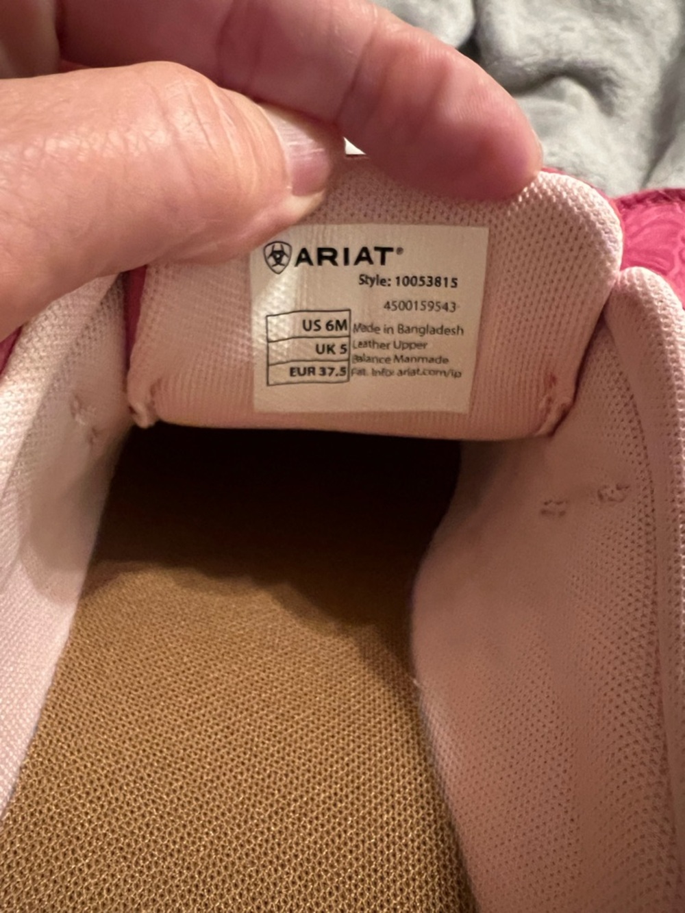 Ariat Hot Pink Floral Emboss Women’s Size 6 Leather Upper Shoes, new with tag - Picture 7 of 9